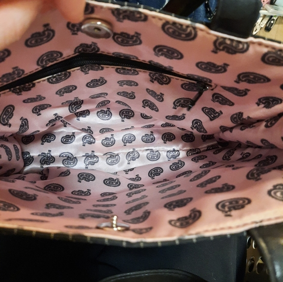 Purse - Picture 3 of 3